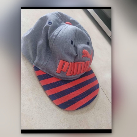 Little boys Puma Hat - Picture 2 of 4